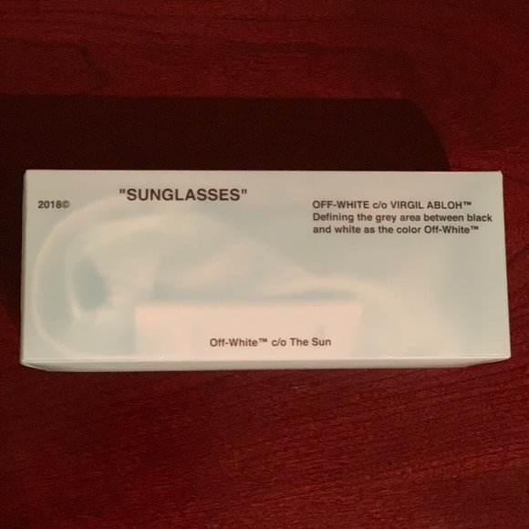 2020 OFF-White Limited edition Sunglasses main image 4